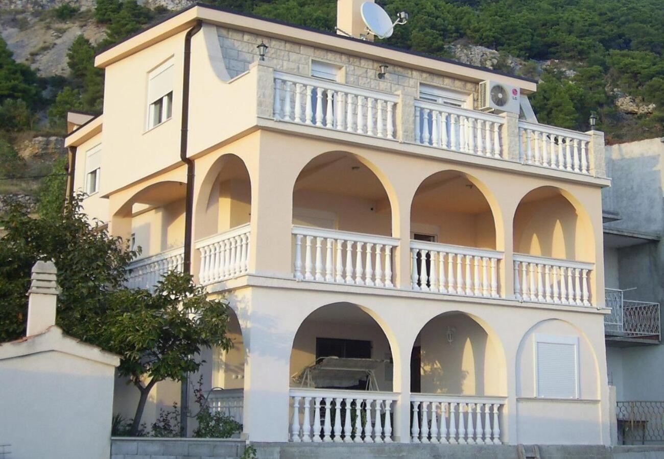Apartment Lile 皮萨克 外观 照片